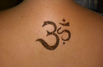 Henna Om Tattoo 